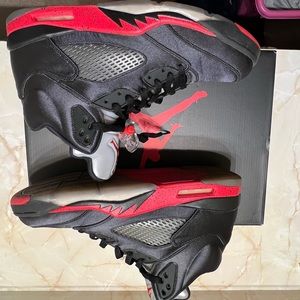Nike Air Jordan 5 Retro